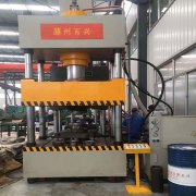400吨三梁麻豆网站入口 五金制品冲压机